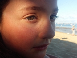 http://www.juliesteyer.com/files/gimgs/th-12_anais © Julie Steyer.jpg